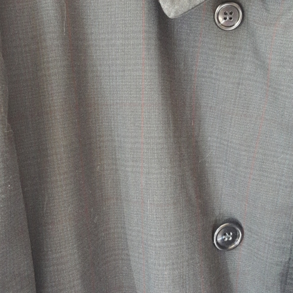 London Fog Trench Coat - Picture 3 of 8